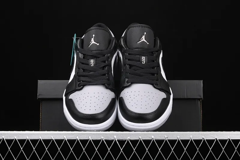 All categories Air Jordan Jordan series basketball shoes Air Jordan 1 Low New version Air Jordan 1 Low AJ1 Joe 1 low top leather cultural and leisure sports sneakers 553558-110